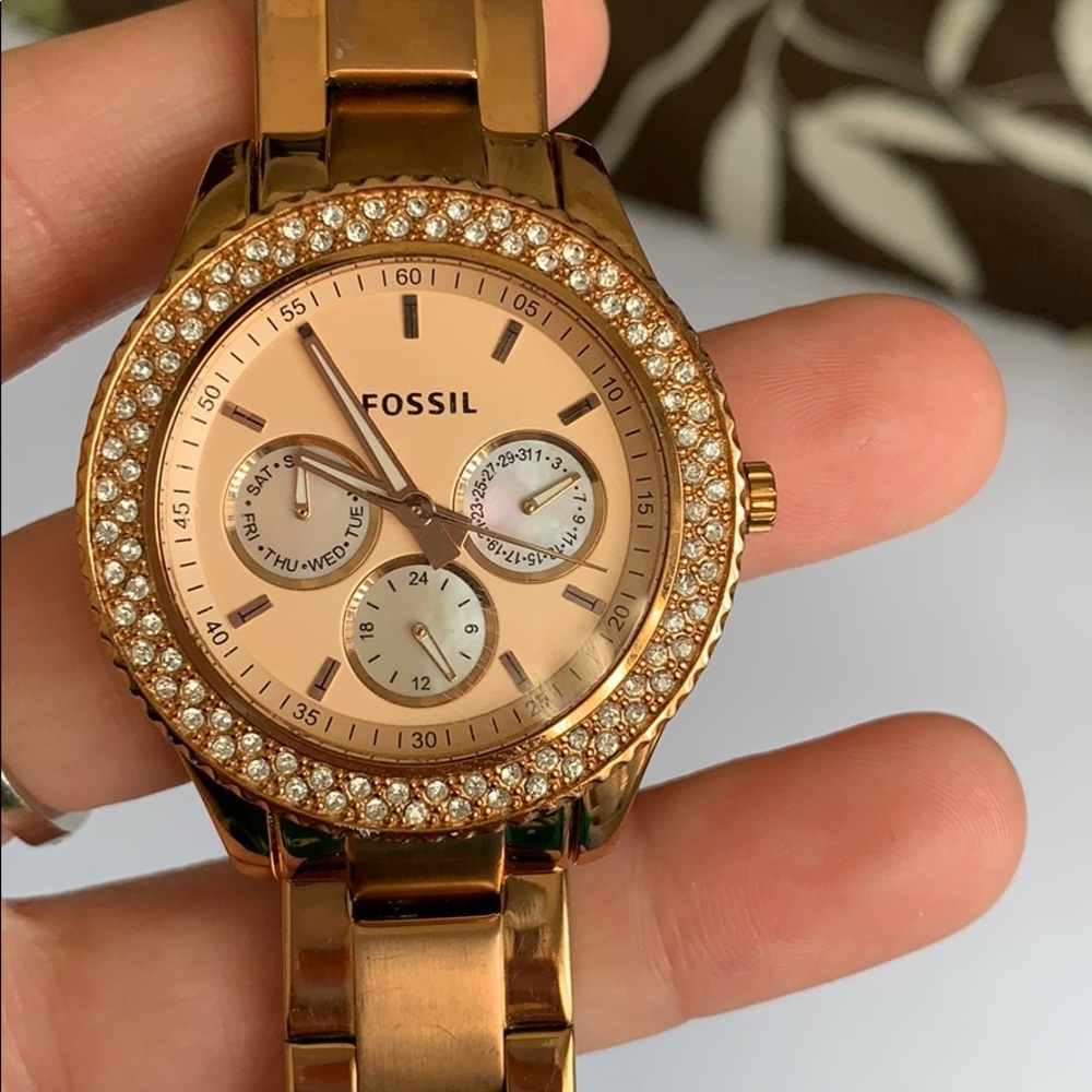 Fossil watch women’s rose gold